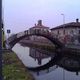 Il ponte di ferro sul naviglio grande.