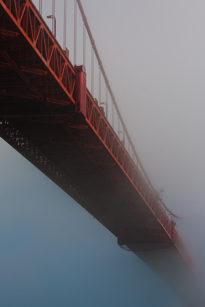 Il ponte sulla nebbia