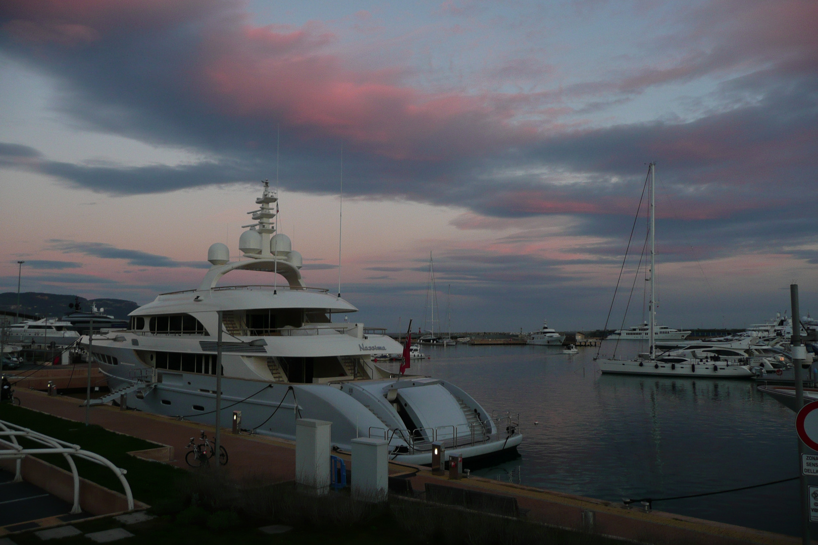 il porto di Loano (Liguria)