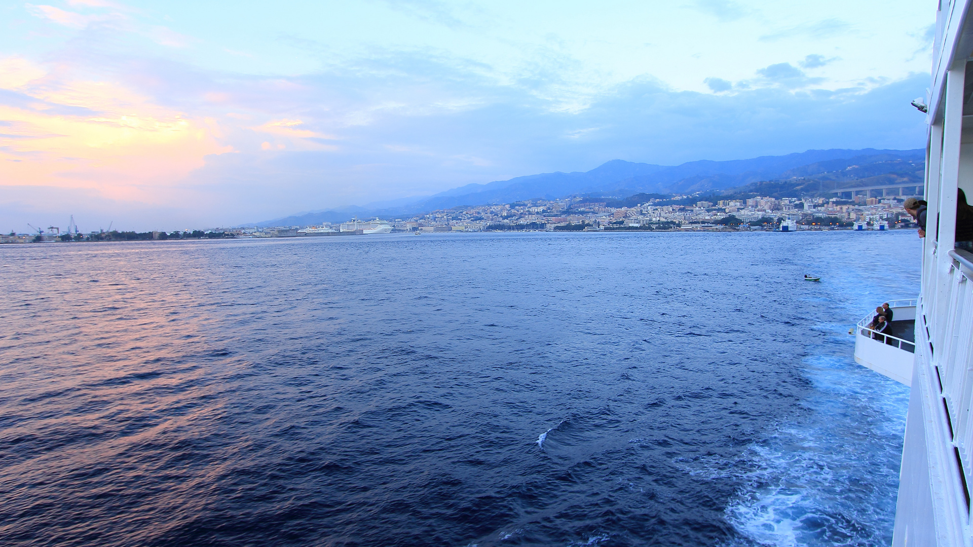 Il porto di Messina , ricordo dell'emigrante