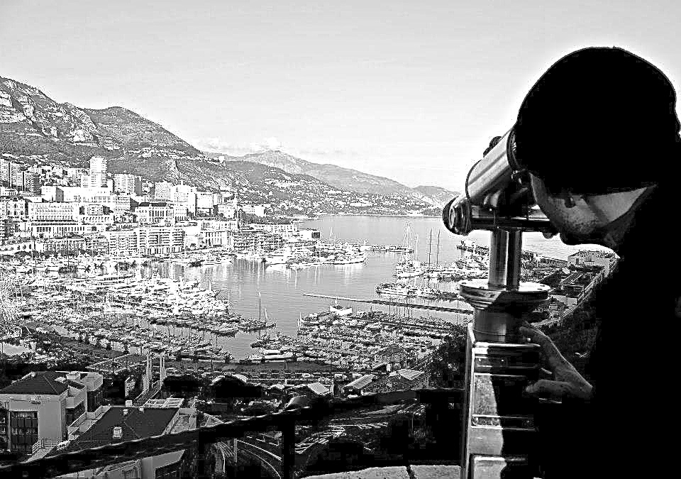 Il porto di Montecarlo dall'alto