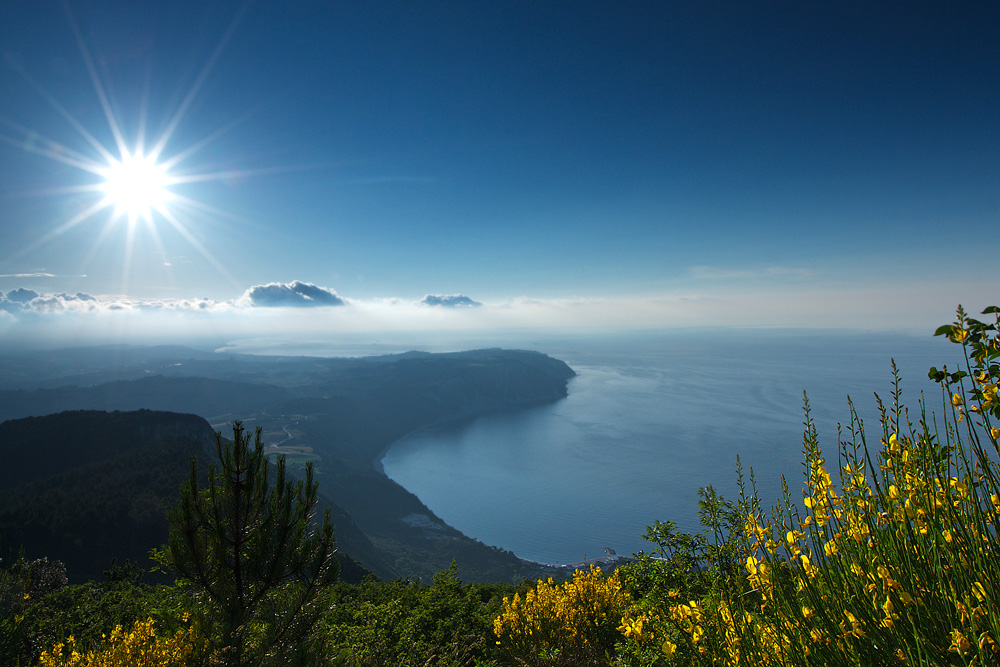 il promontorio di ancona visto dal conero