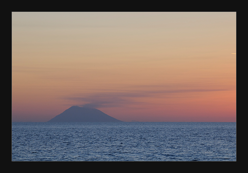 Il Stromboli - "Un fumatore solitario"