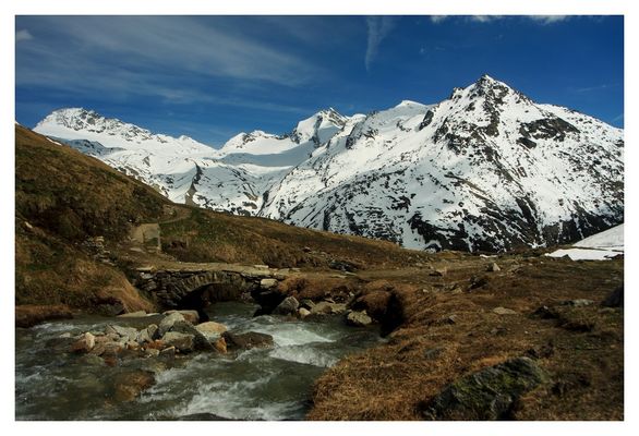 Il suffit de passer le pont...