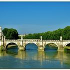 il tevere vestito di luce del tramonto