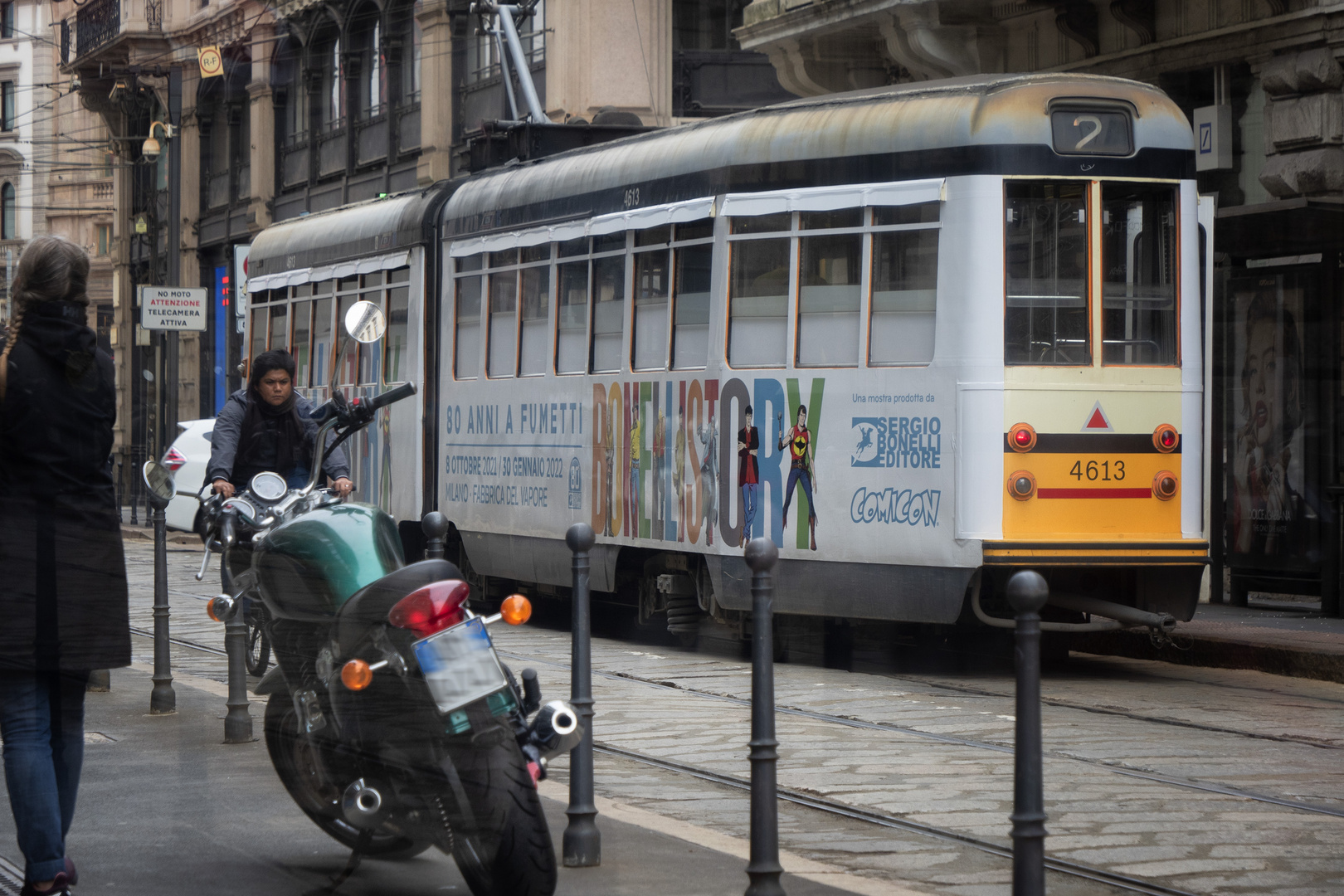 Il tram 2 in via Broletto, Milano