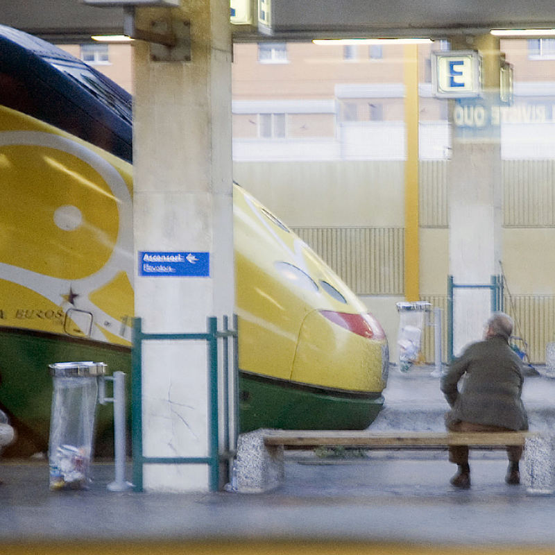 Il treno e l'uomo