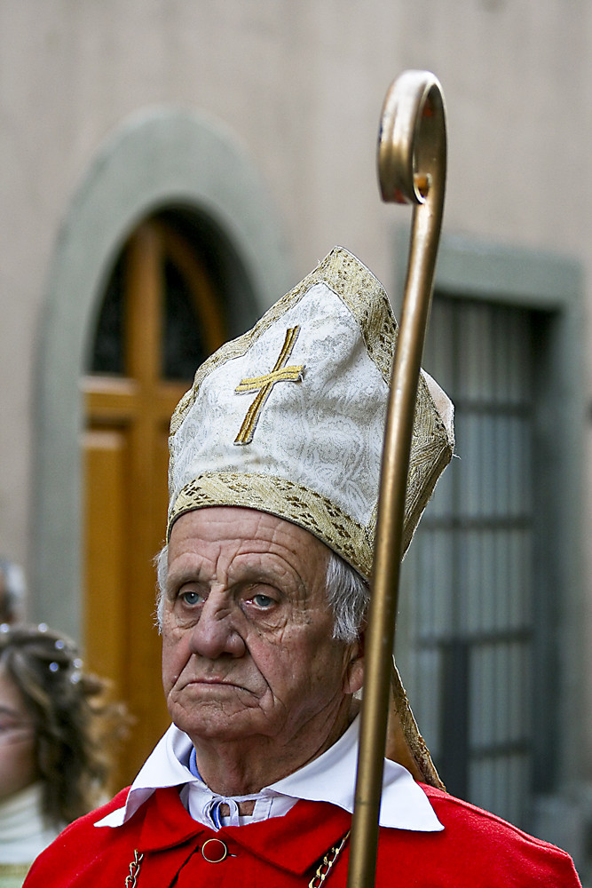 Il Vescovo Foto Immagini feste e folclore, folklore,feste,sagre, soggetti Foto su Il Vescovo Foto Immagini feste e folclore, folklore,feste,sagre, soggetti Foto su