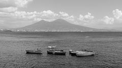 Il Vesuvio dal barcarole 