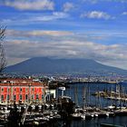 il vesuvio tra le nuvole.