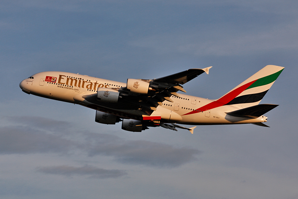 ILA 2010 - Emirates A380 verabschiedet sich