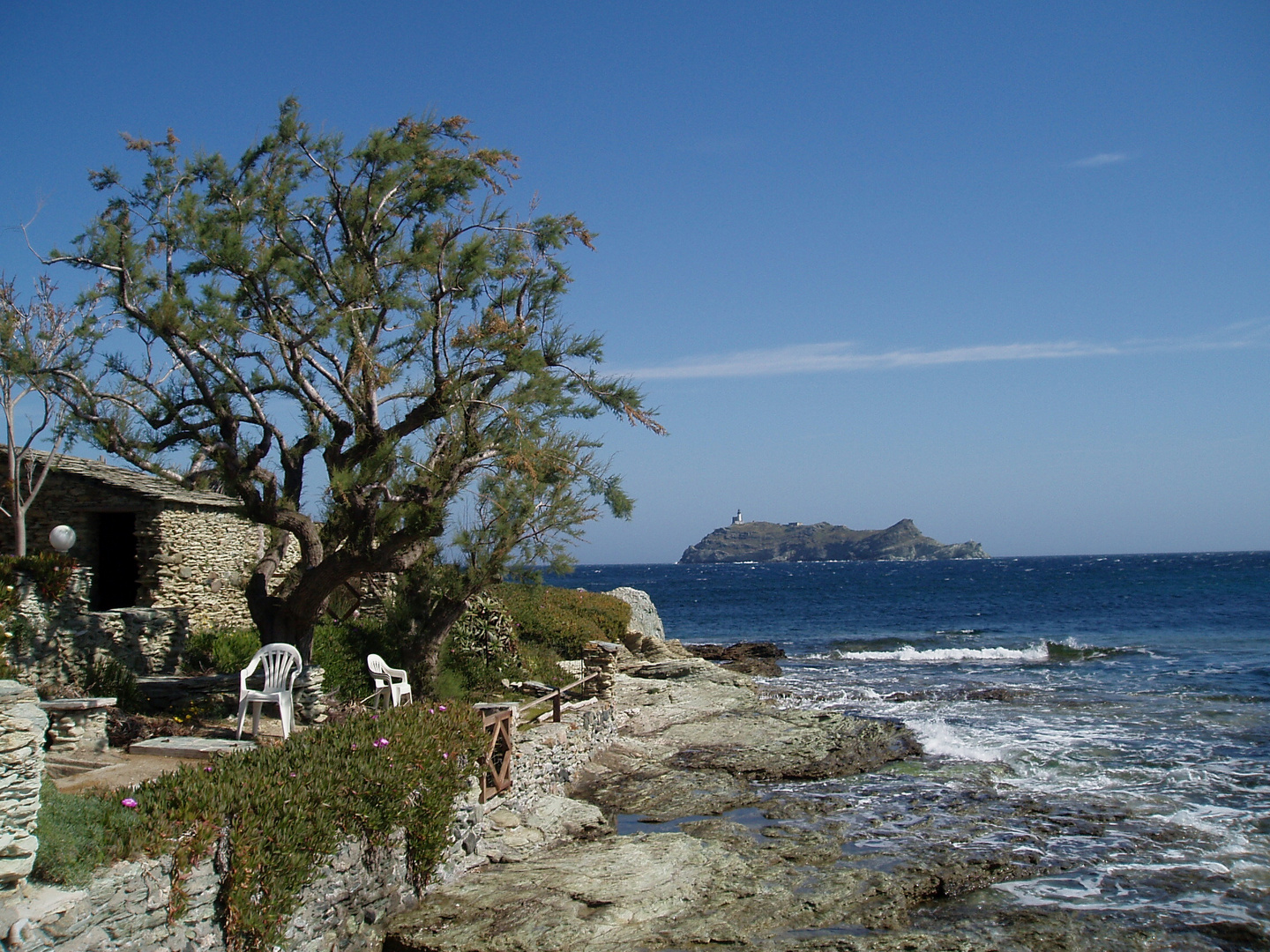 Ile de la giraglia lands end