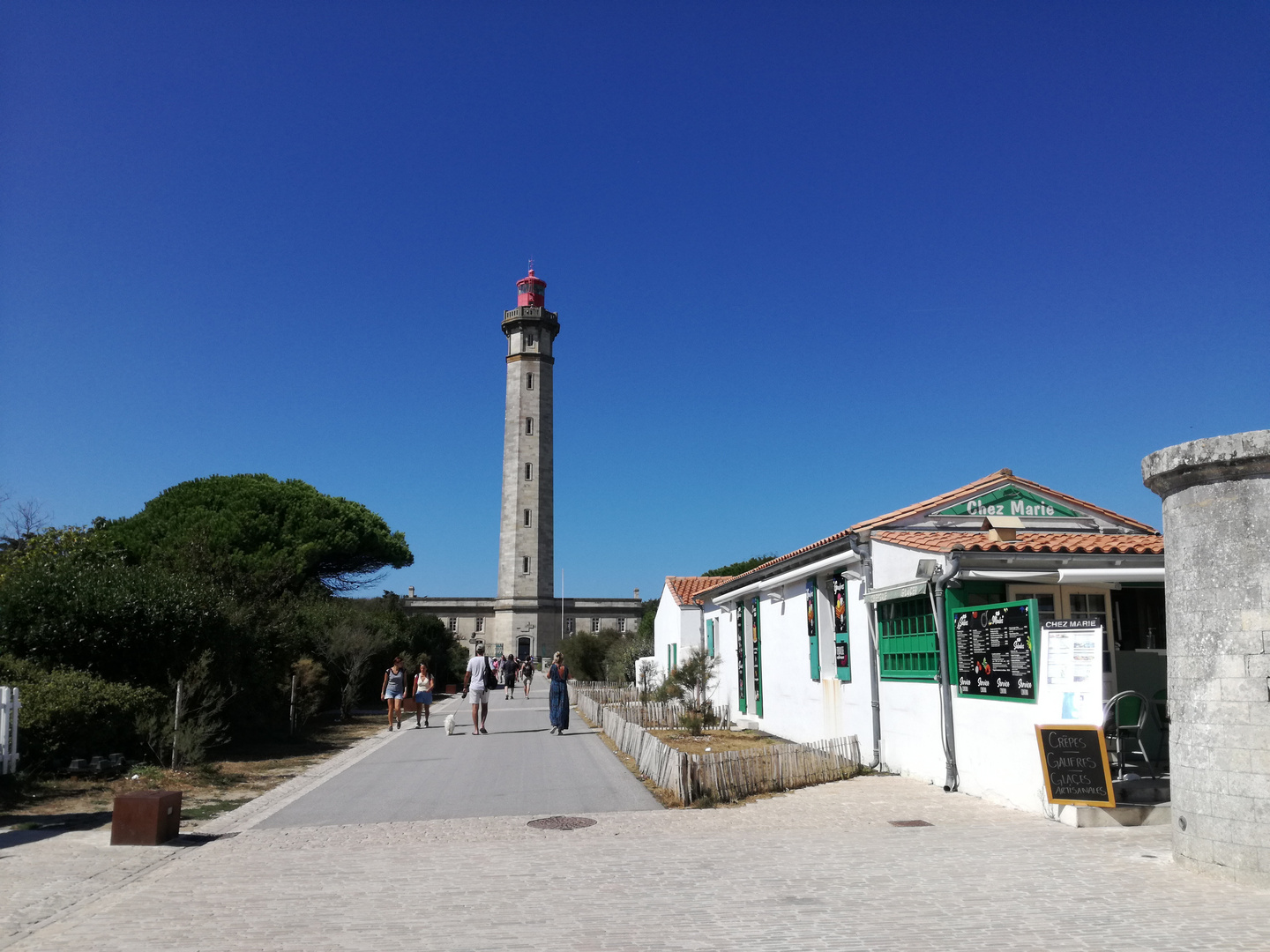 Ile de Ré ... le phare des Baleines 