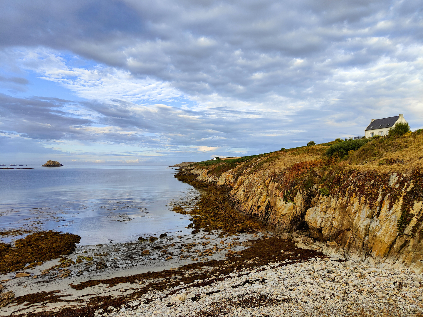 Ile d'Ouessant, labaia di Lampaul al mattino