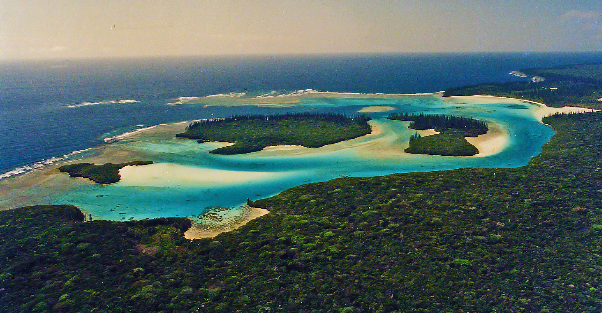 ILE PINES NEW CALEDONIA