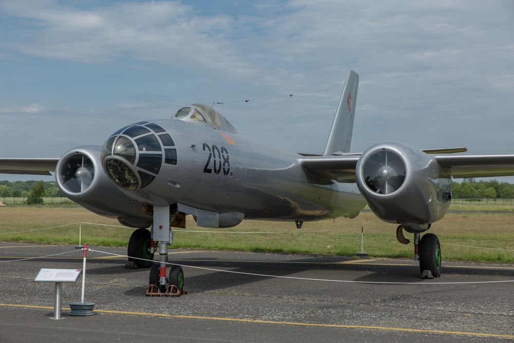 Iljuschin Il28 Foto & Bild technik, verkehr, fahrzeuge Bilder auf
