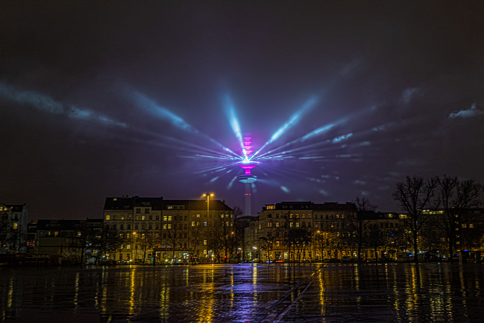 Illumination Hamburger Fernsehturm Silvester 2021