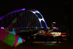 Illuminierte Osthafenbrücke 2