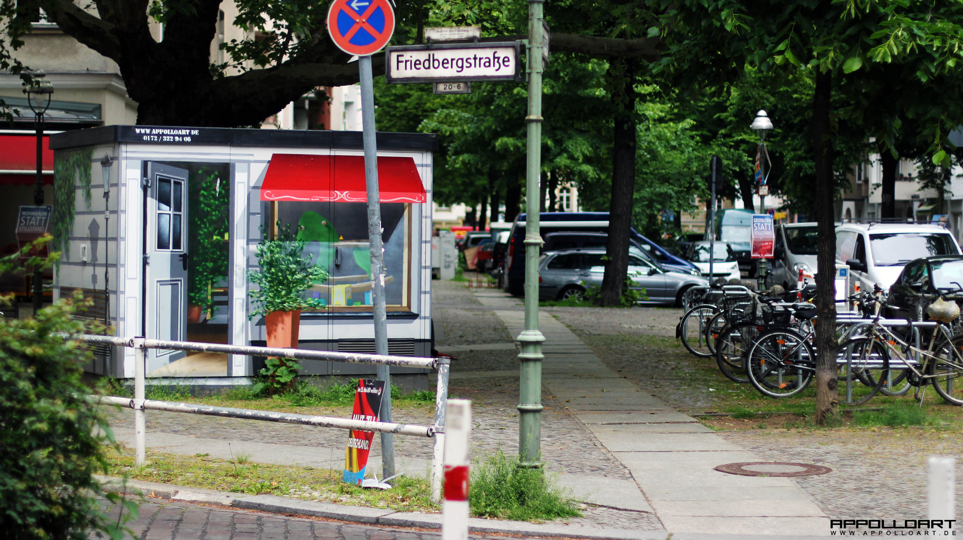 Illusionsmalerei "Spielwarenladen" auf einer Stromstation