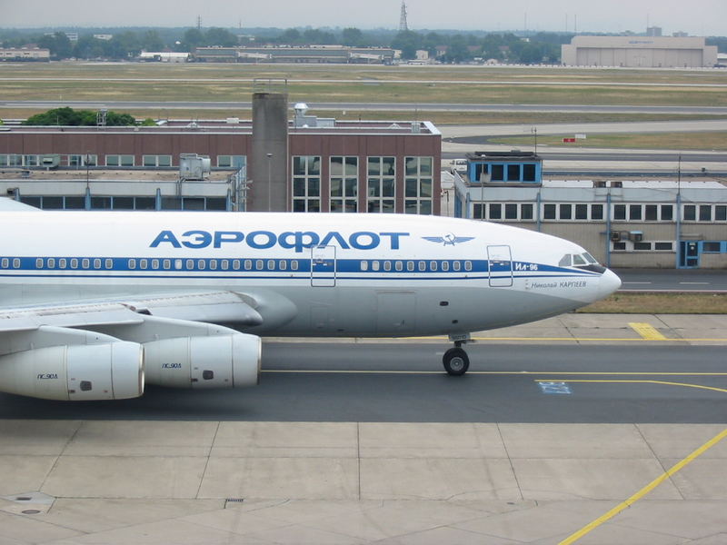 Ilyushin IL-96