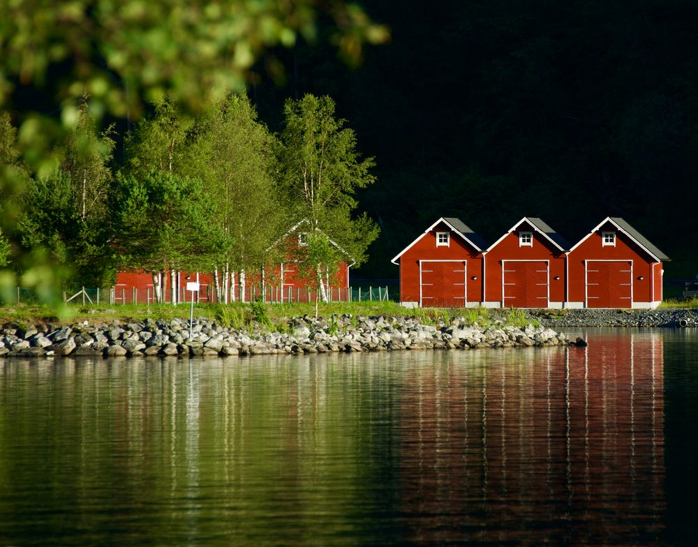 Im Abendlicht am Fjord