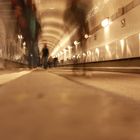 Im alten Elbtunnel