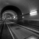 im alten Elbtunnel