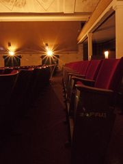 Im alten Theater