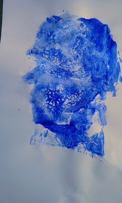 Im Alter sieht man bei uns Menschen das gelebte Leben im Gesicht.