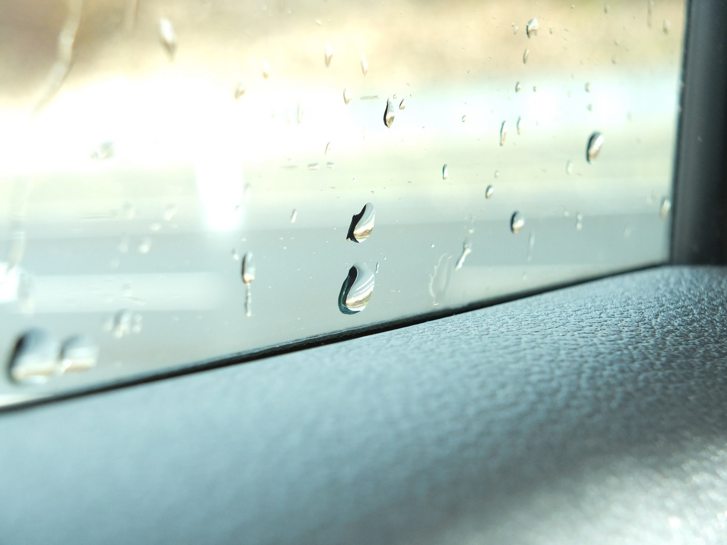 Im Auto nach Regen...