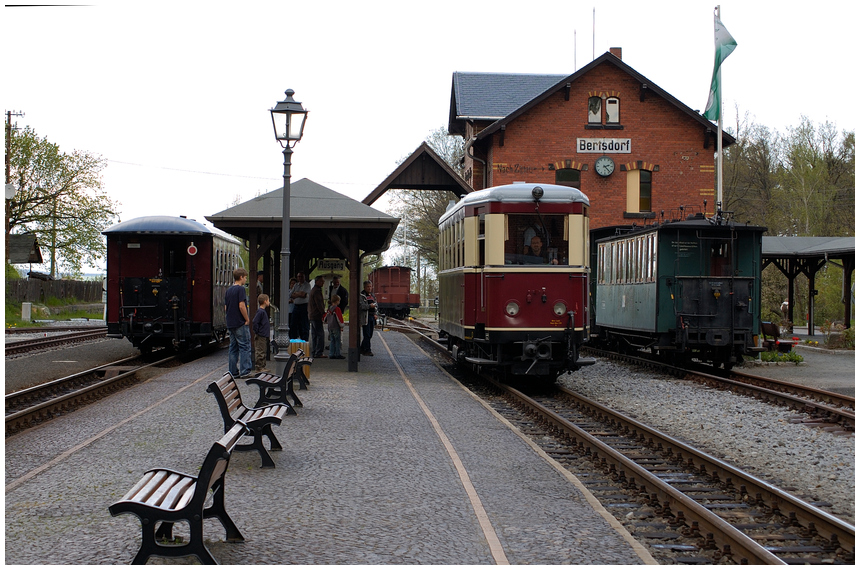 Im Bahnhof Bertsdorf