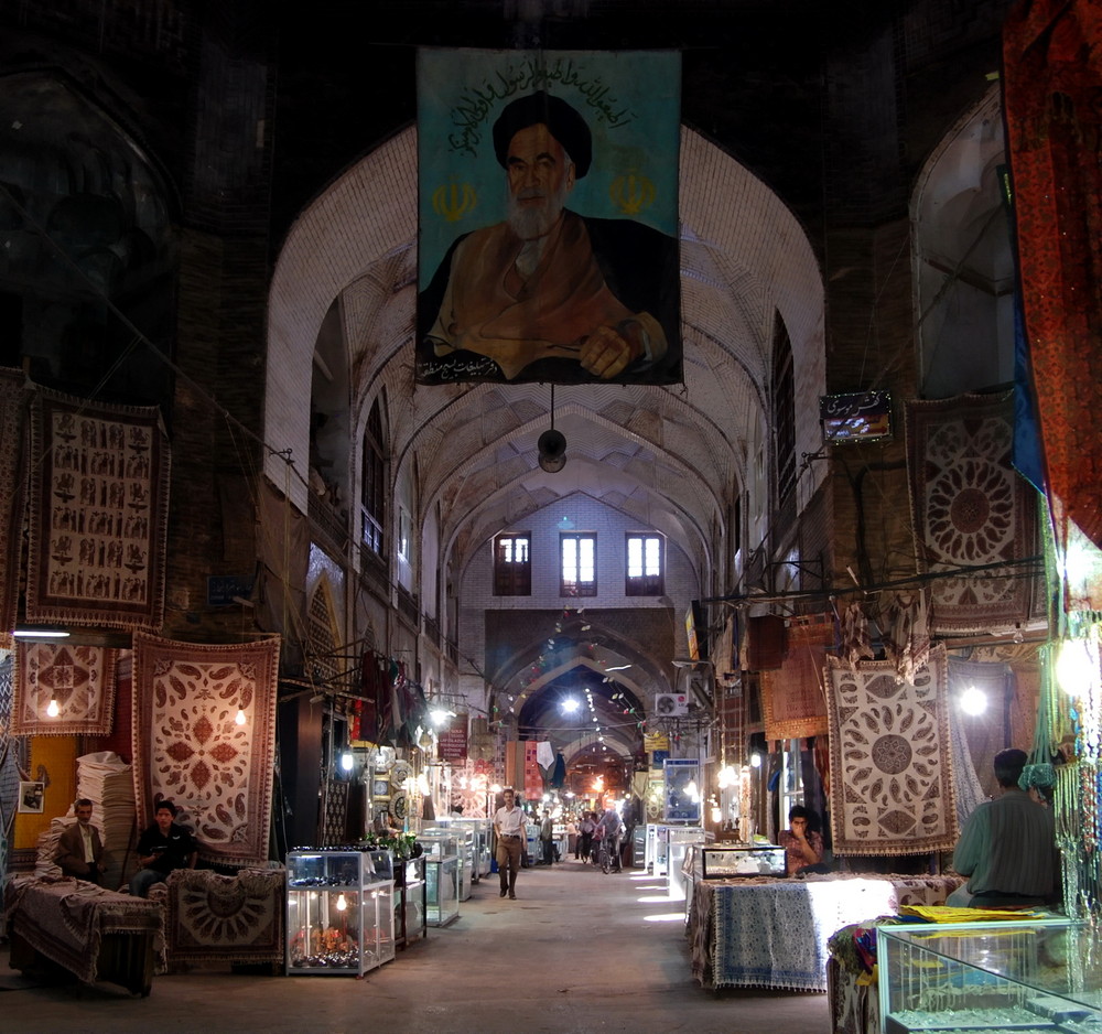 im Bazar von ISFAHAN  - 1 .