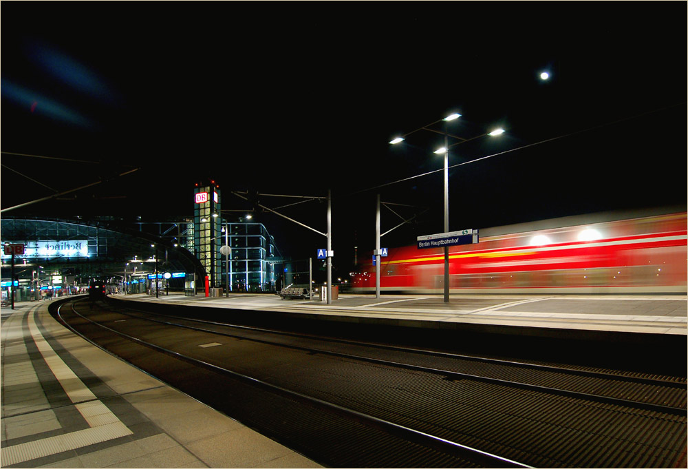 Im Berliner Hauptbahnhof V