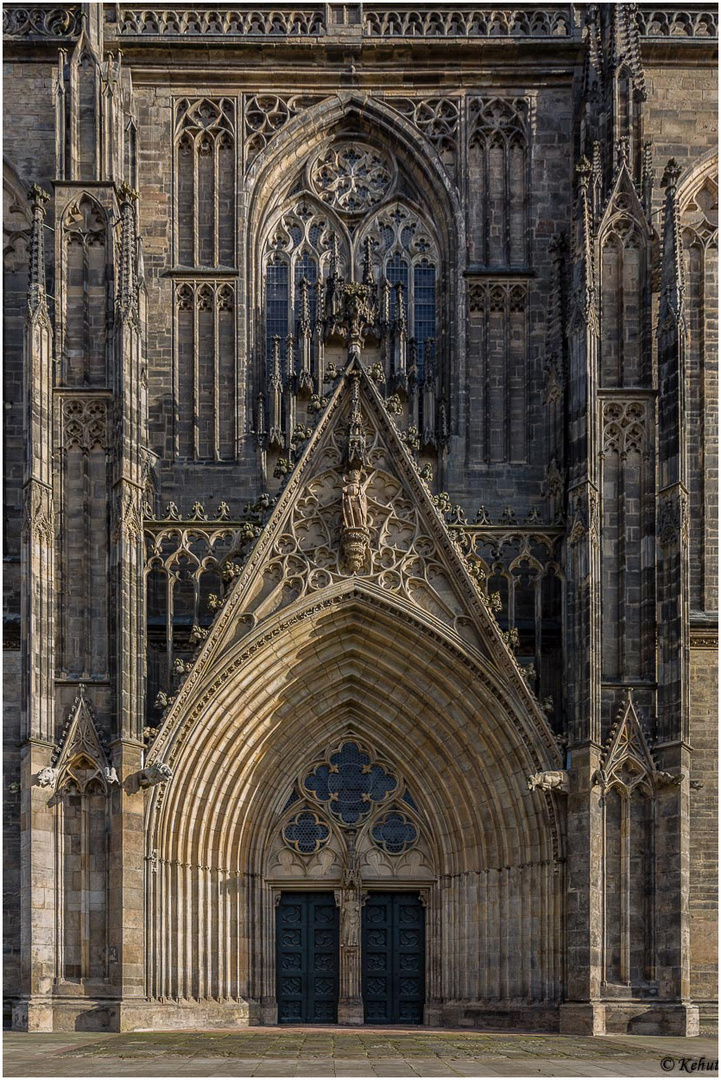 Im Blick - Details Sakralbauwerke (12) Westportal Dom St. Mauritius und Katharina