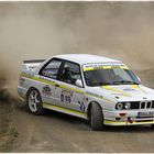 Im BMW M3 quer