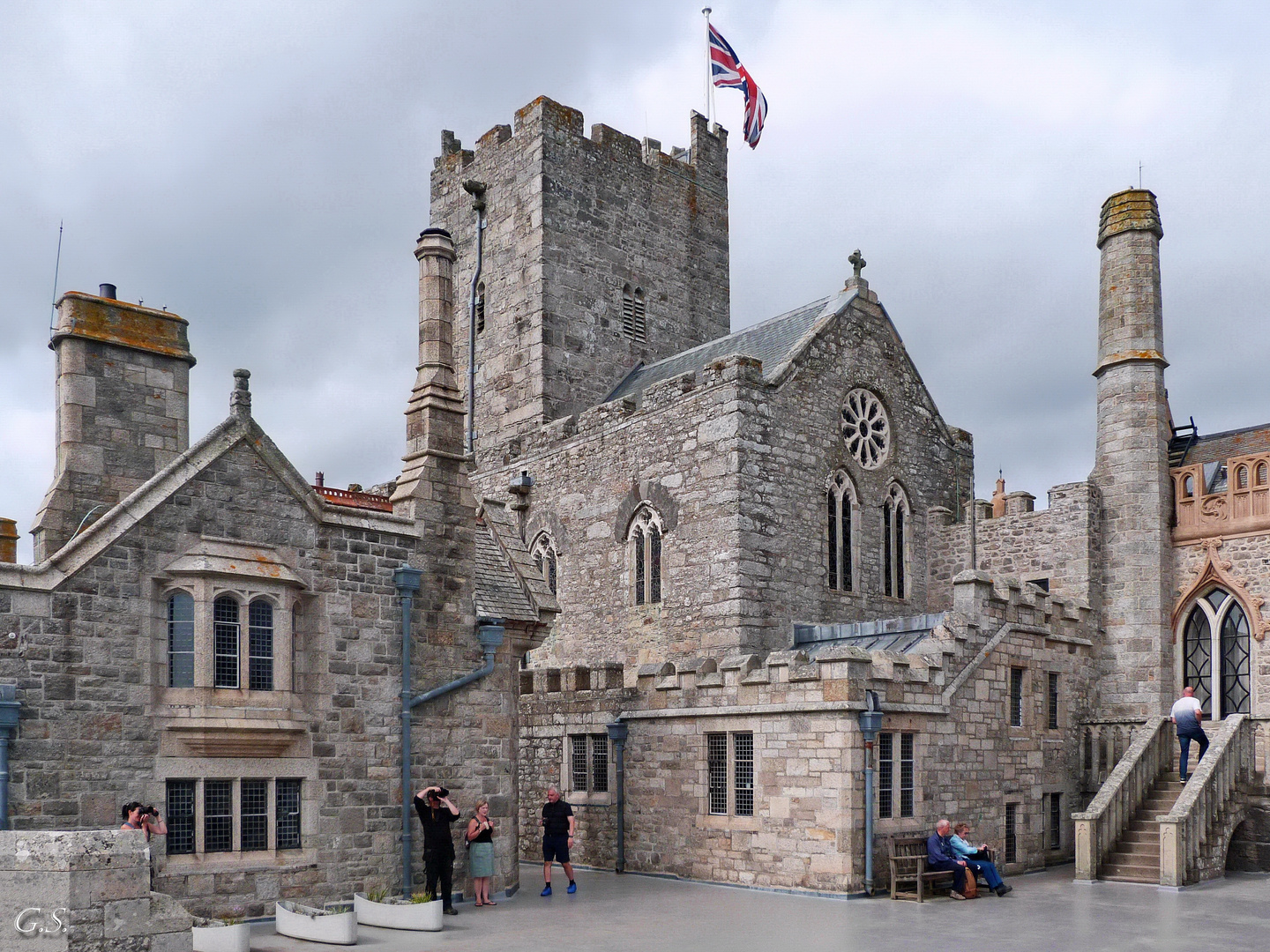 Im Burghof von St. Michaels Mount