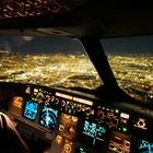 Im Cockpit eines Airbus A321 über London