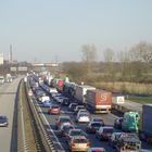 Im Dauerstau auf der A40 in Duisburg-Homberg