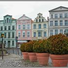 ... im dezember in wismar - patrizierhäuser am marktplatz ...