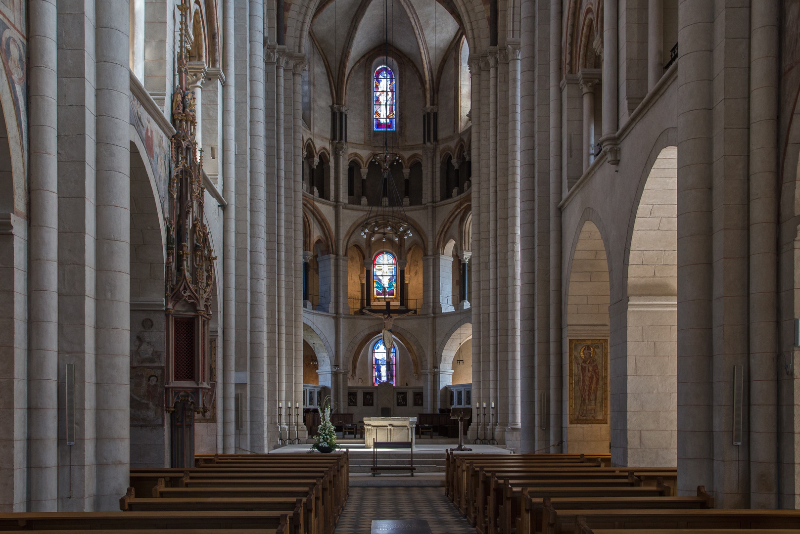 Im Dom von Limburg