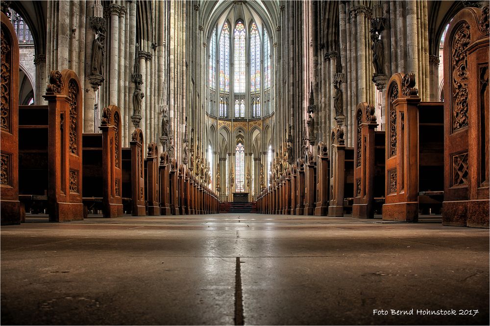 Im Dom zo Kölle, zu Kölle am Rhing ...