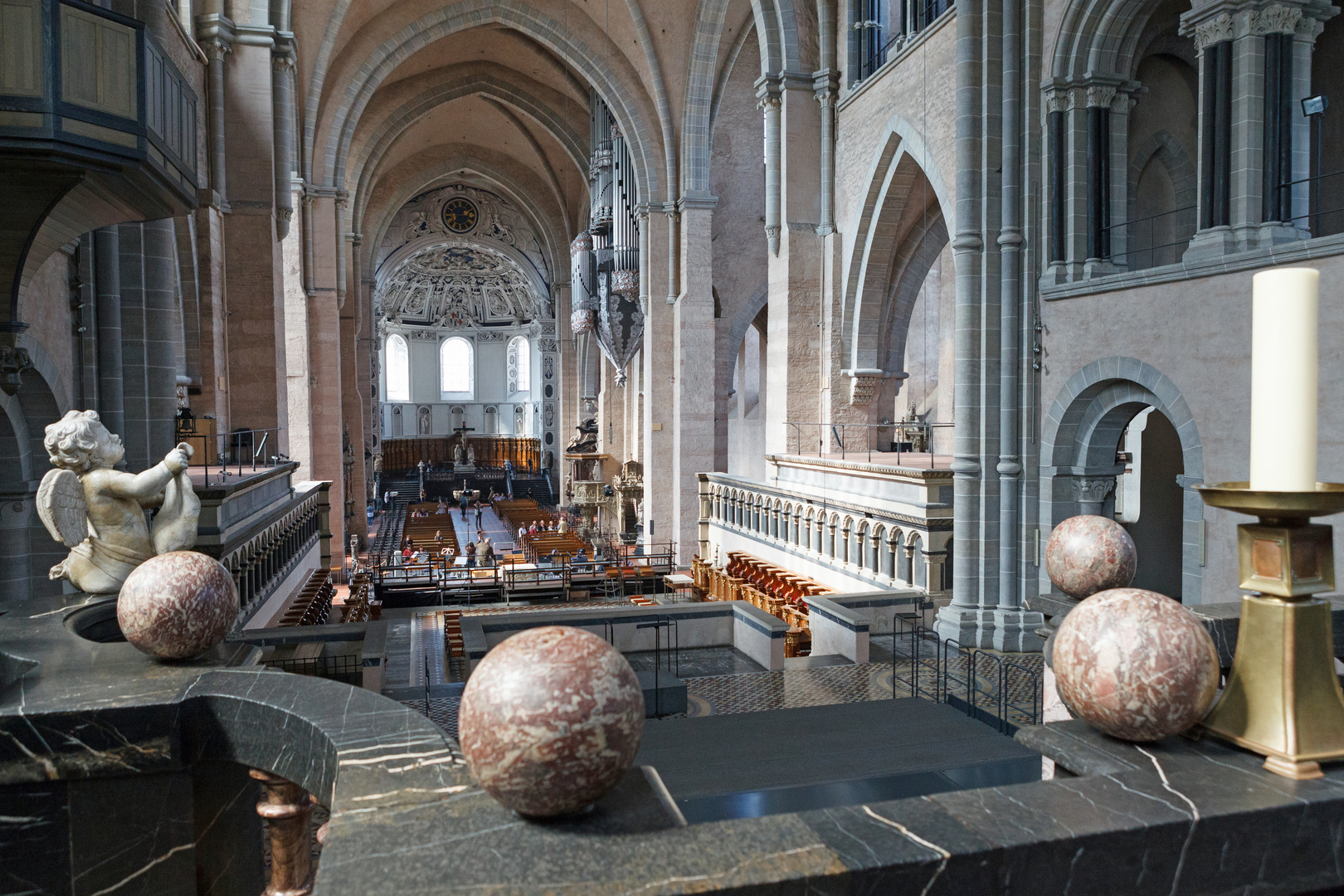 Im Dom zu Trier Foto & Bild architektur, sakralbauten, innenansichten