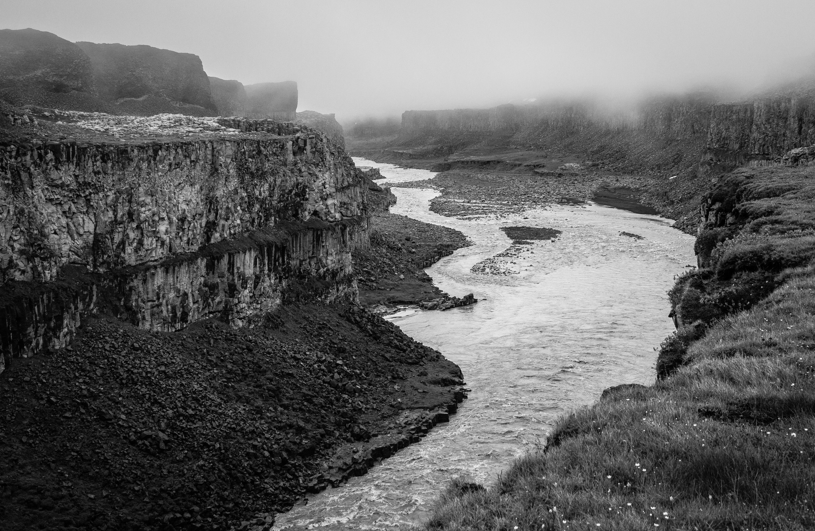 Im Dunst des Dettifoss