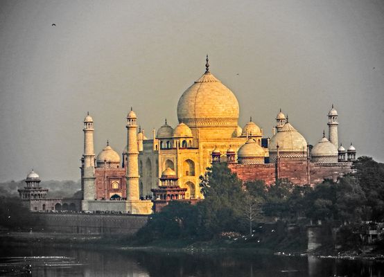 IM DUNST DES SPÄTEN NACHMITTAGS......2