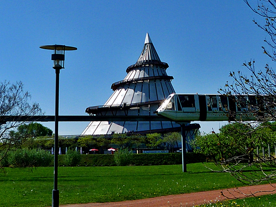 Im Elbauenpark Magdeburg . . .