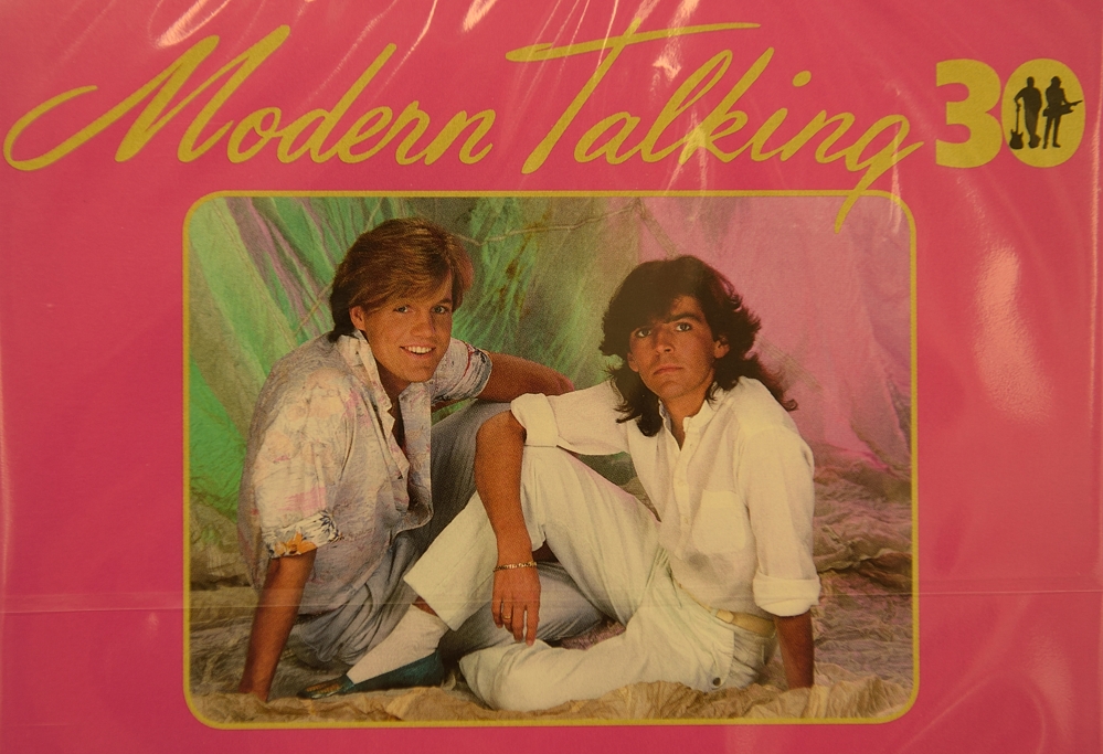 Im Fokus "Modern", da viel mir in Verbindung direkt "MODERN" Talking ein, CD IST...