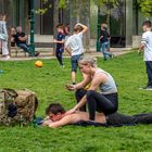 im frühling am spielplatz...