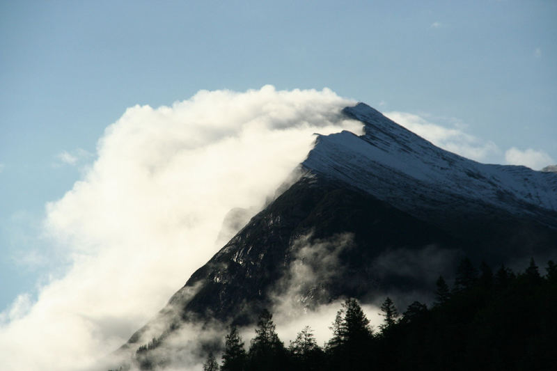 im Frühtau zu Berge...