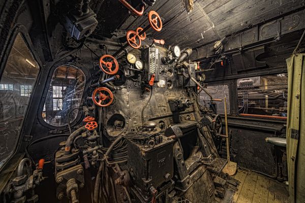 Im Führerstand der 50 1446