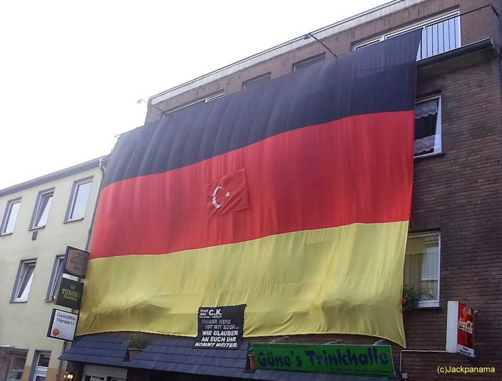 Im Fußball-WM-Fieber (4) / Rückblick vor dem Ghana-Spiel